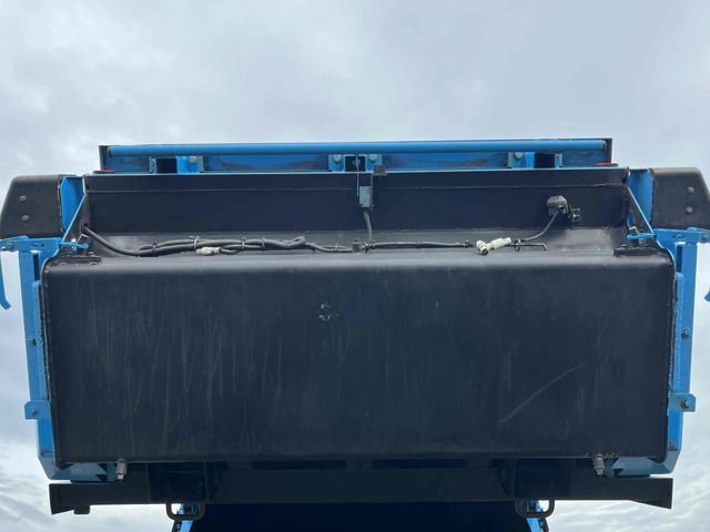 MITSUBISHI CANTER 2015