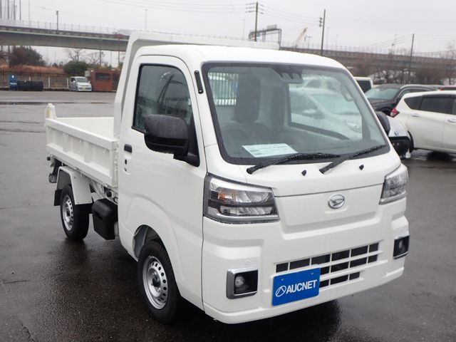 DAIHATSU HIJET truck 4WD 2025