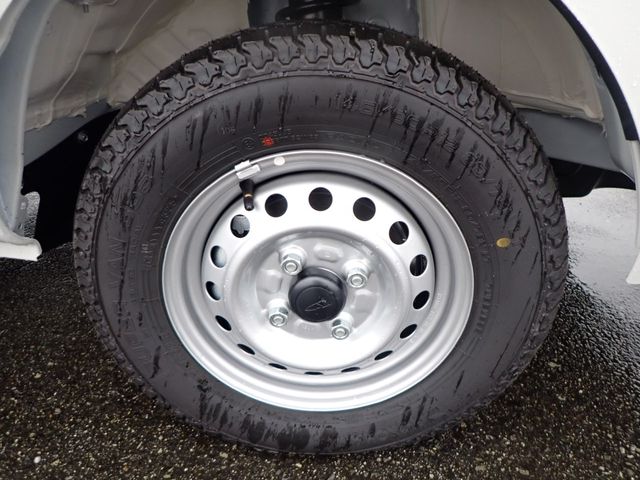 DAIHATSU HIJET truck 4WD 2025