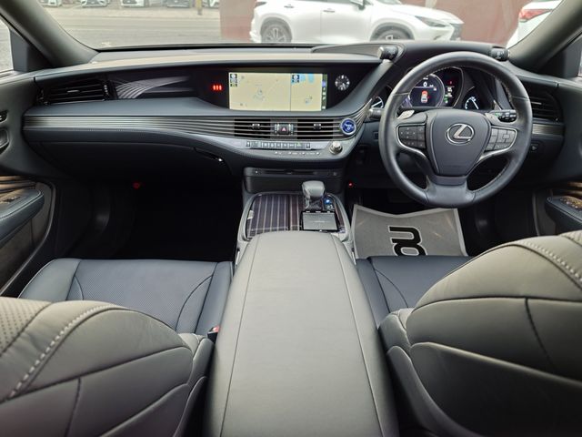 TOYOTA LEXUS LS500h 2018