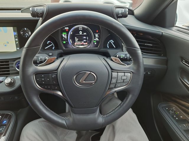 TOYOTA LEXUS LS500h 2018