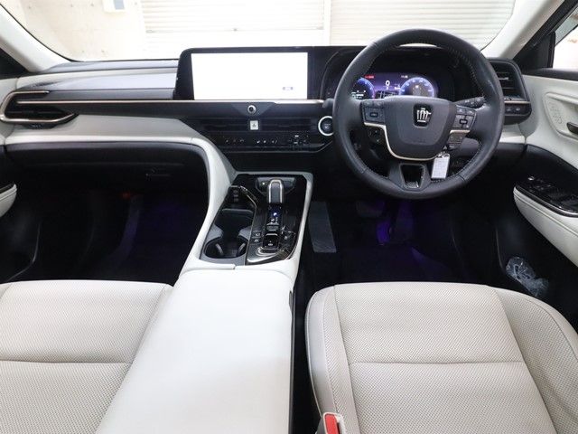 TOYOTA CROWN CROSSOVER 2024