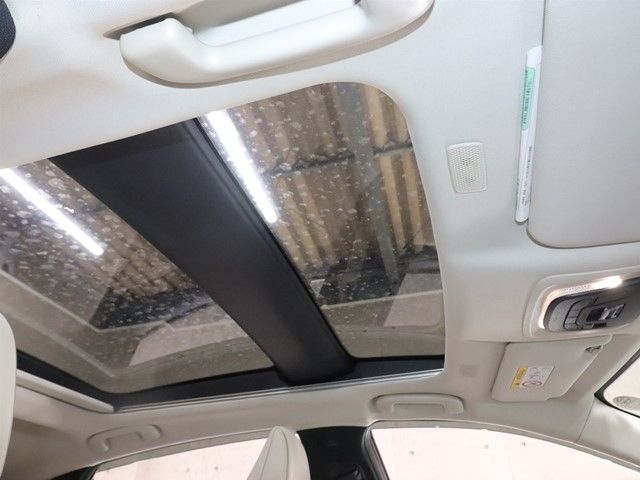 TOYOTA CROWN CROSSOVER 2024