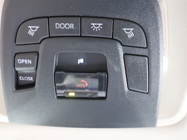 TOYOTA CROWN CROSSOVER 2024