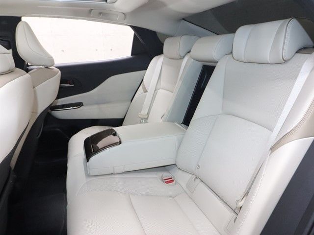 TOYOTA CROWN CROSSOVER 2024