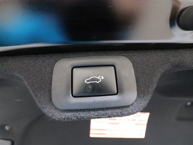 TOYOTA CROWN CROSSOVER 2024