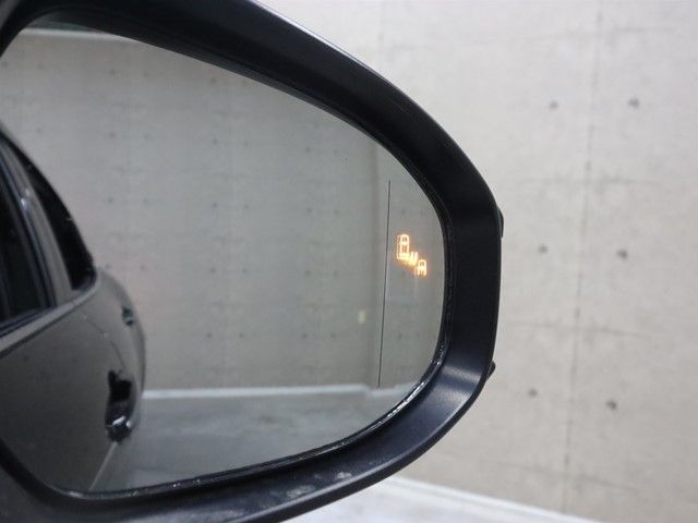 TOYOTA CROWN CROSSOVER 2024