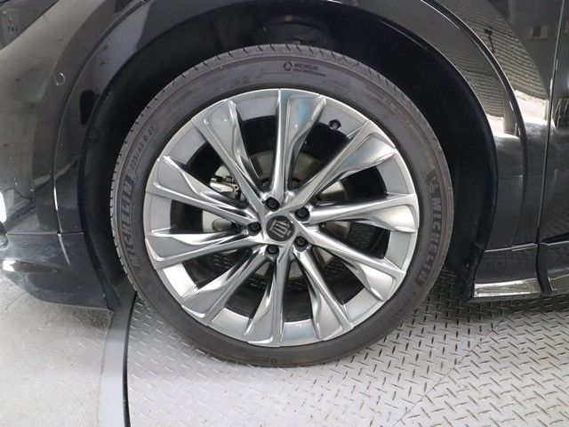 TOYOTA CROWN CROSSOVER 2024