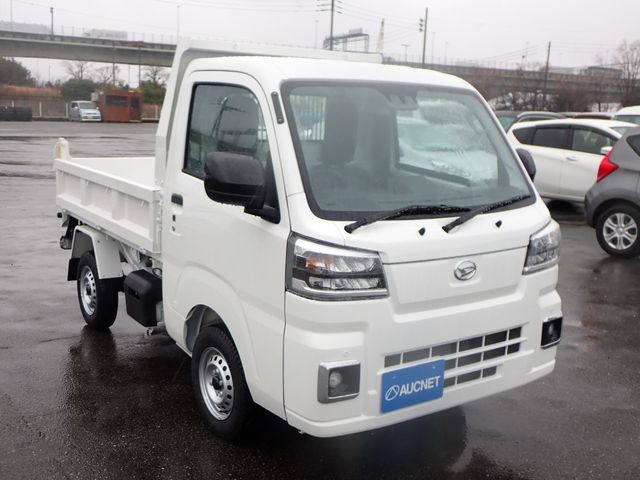 DAIHATSU HIJET truck 4WD 2025