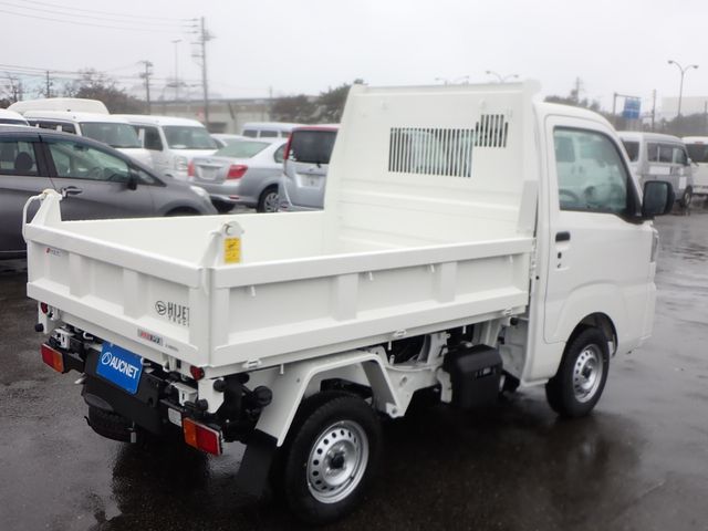 DAIHATSU HIJET truck 4WD 2025