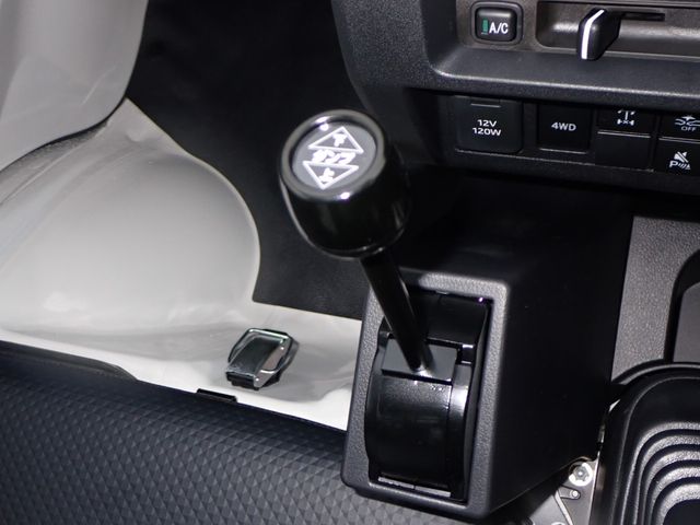 DAIHATSU HIJET truck 4WD 2025