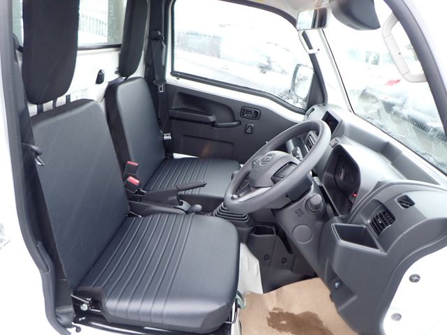 DAIHATSU HIJET truck 4WD 2025