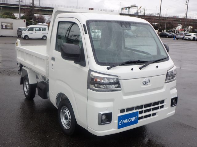 DAIHATSU HIJET truck 4WD 2025