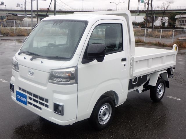 DAIHATSU HIJET truck 4WD 2025