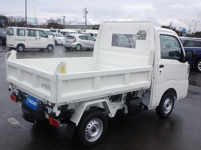 DAIHATSU HIJET truck 4WD 2025