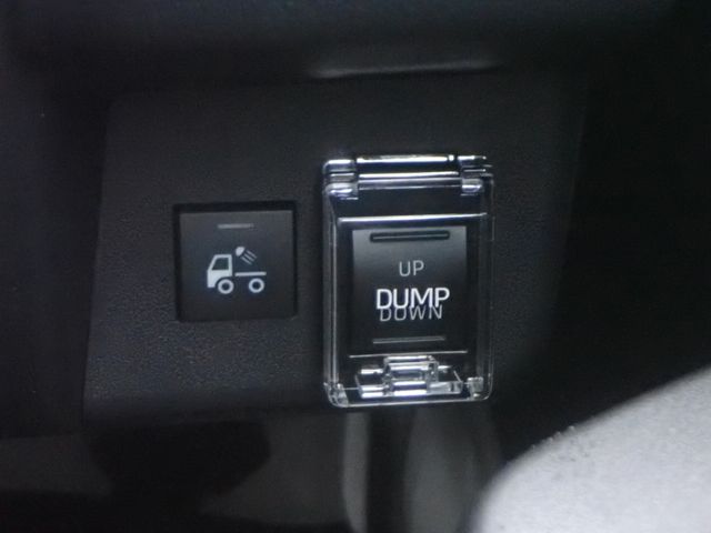 DAIHATSU HIJET truck 4WD 2025