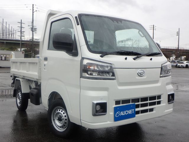 DAIHATSU HIJET truck 4WD 2025