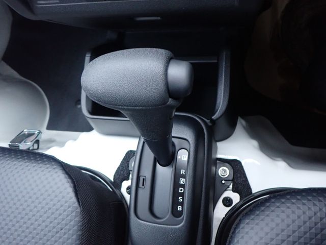 DAIHATSU HIJET truck 4WD 2025