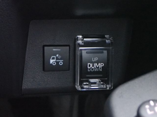 DAIHATSU HIJET truck 4WD 2025