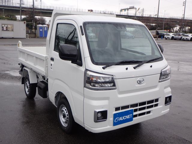 DAIHATSU HIJET truck 4WD 2025