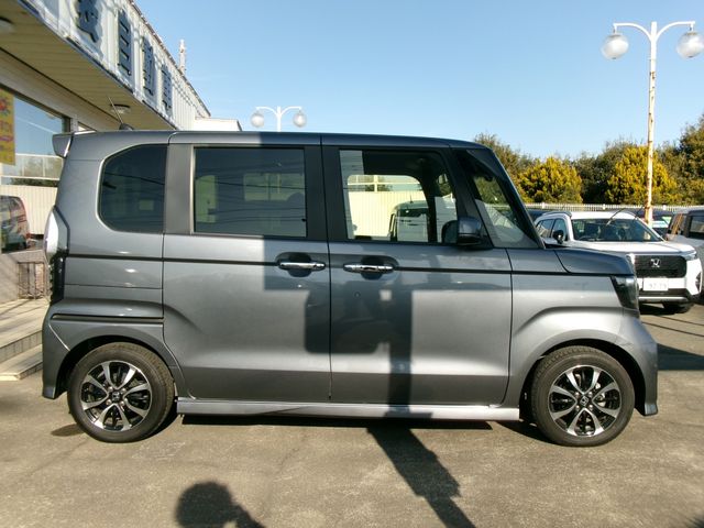 HONDA N BOX CUSTOM 2020