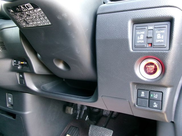 HONDA N BOX CUSTOM 2020