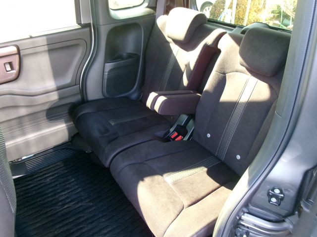 HONDA N BOX CUSTOM 2020