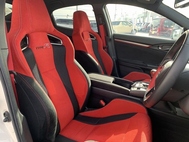 HONDA CIVIC hatchback 2019