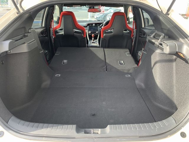 HONDA CIVIC hatchback 2019