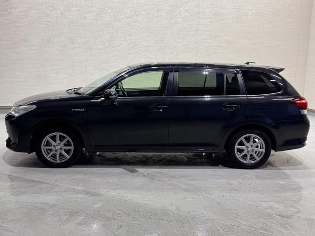 TOYOTA COROLLA FIELDER HYBRID 2016