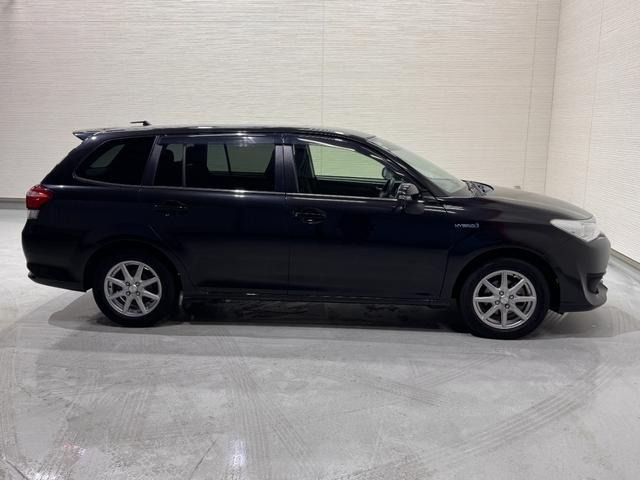 TOYOTA COROLLA FIELDER HYBRID 2016