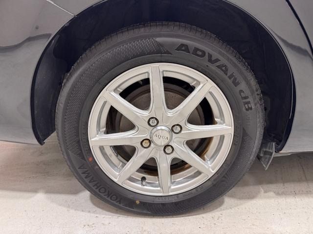 TOYOTA COROLLA FIELDER HYBRID 2016