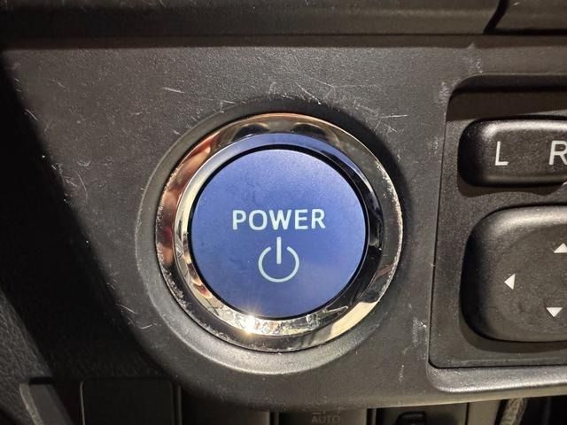 TOYOTA COROLLA FIELDER HYBRID 2016