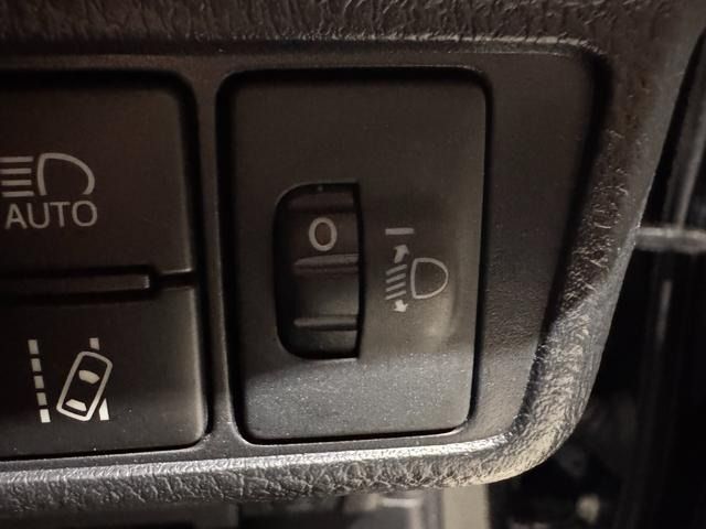 TOYOTA COROLLA FIELDER HYBRID 2016