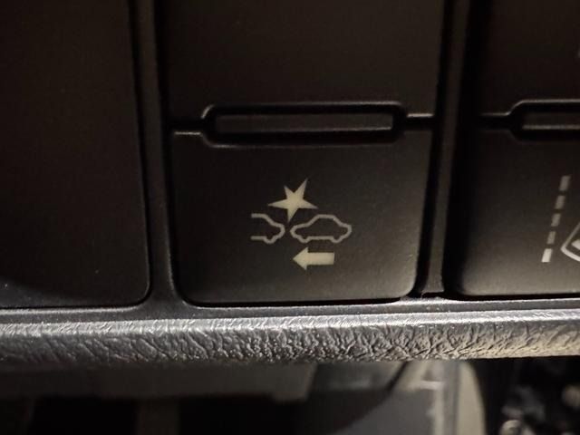 TOYOTA COROLLA FIELDER HYBRID 2016