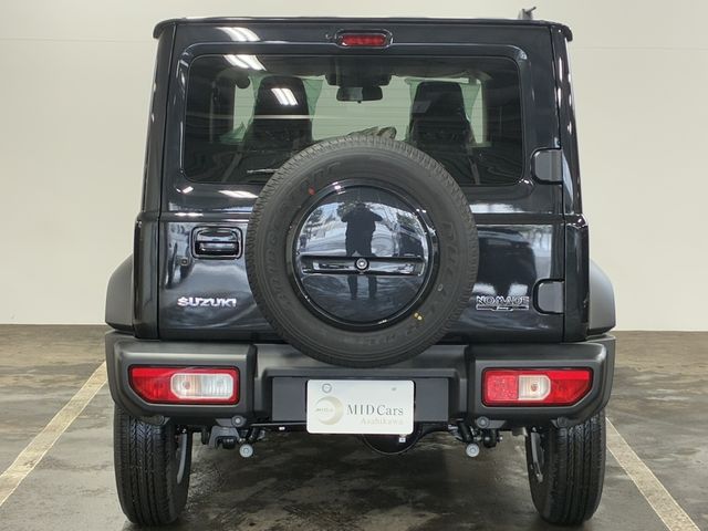 SUZUKI JIMNY NOMADE 2025