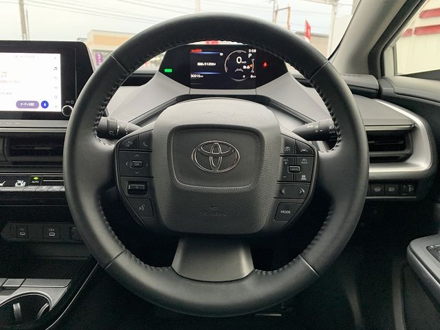 TOYOTA PRIUS 4WD 2023