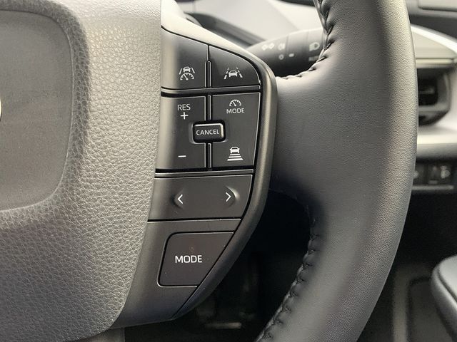 TOYOTA PRIUS 4WD 2023