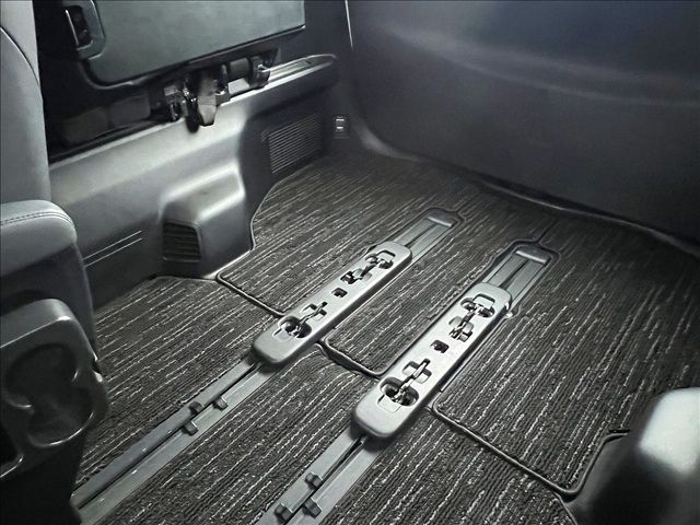 TOYOTA ALPHARD 4WD 2021