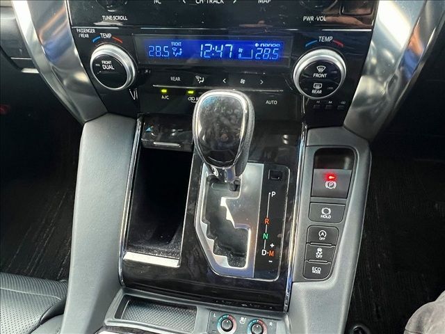 TOYOTA ALPHARD 4WD 2021