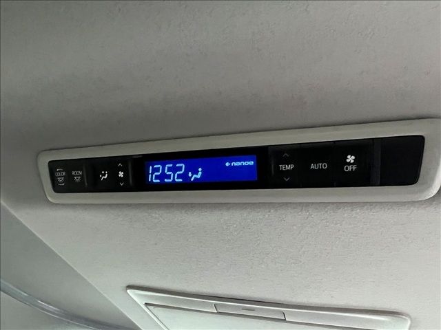 TOYOTA ALPHARD 4WD 2021