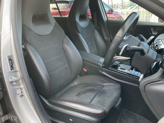 MERCEDES BENZ MERCEDES BENZ A class 2018