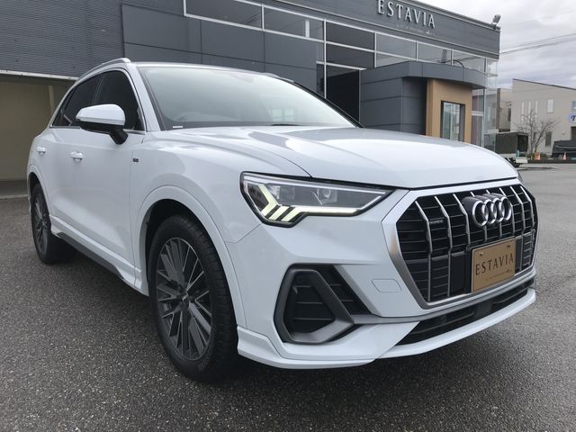 AUDI AUDI Q3 2021