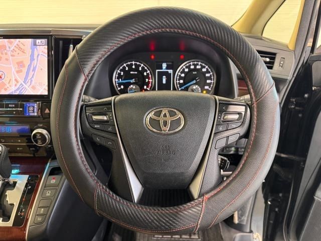 TOYOTA VELLFIRE 2017