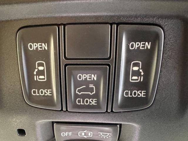 TOYOTA VELLFIRE 2017