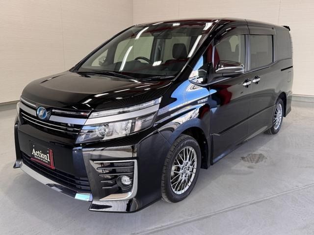 TOYOTA VOXY HYBRID 2016