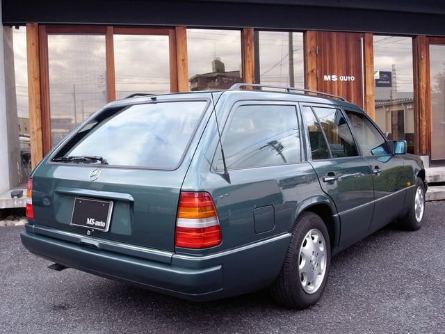 MERCEDES BENZ MERCEDES BENZ E class stationwagon 1996