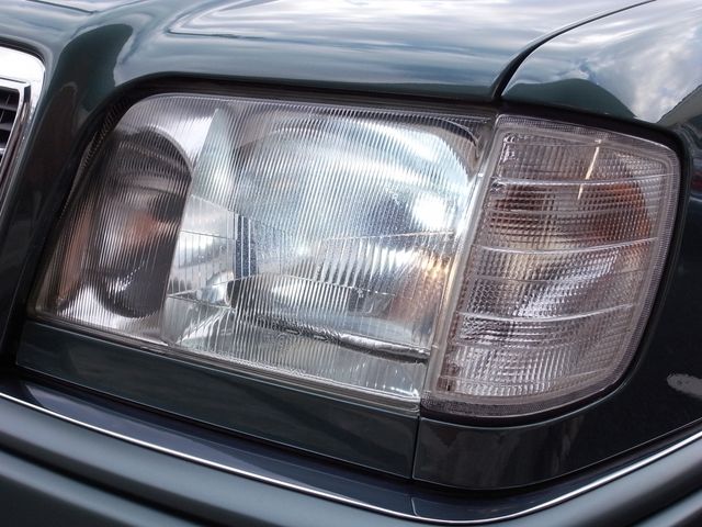 MERCEDES BENZ MERCEDES BENZ E class stationwagon 1996