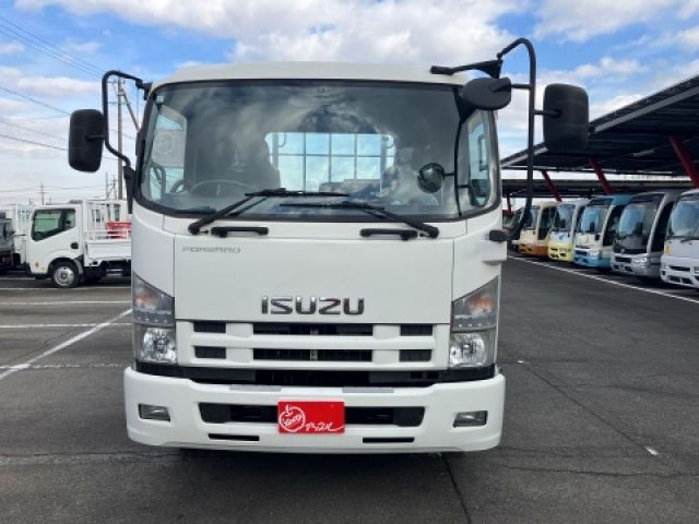 ISUZU FORWARD 2013