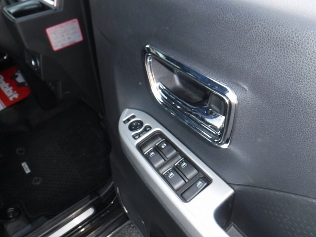 DAIHATSU TANTO CUSTOM 2023